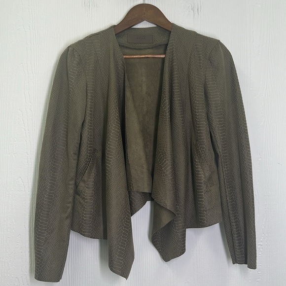 BLANK NYC - Fast Play Open Green Tan Crocodile Print Faux Leather Jacket Size S - Picture 7 of 11